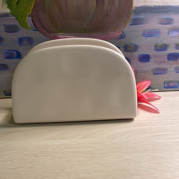 RAE DUNN NAPKIN HOLDER - Picture 5 of 5